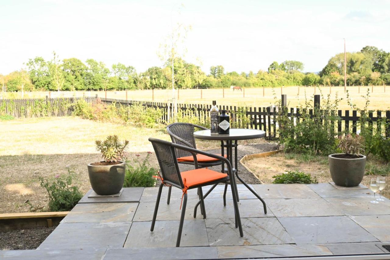 Sweet Pea Cabin Badsey Exterior foto